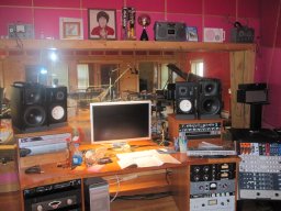lennon studio 10
